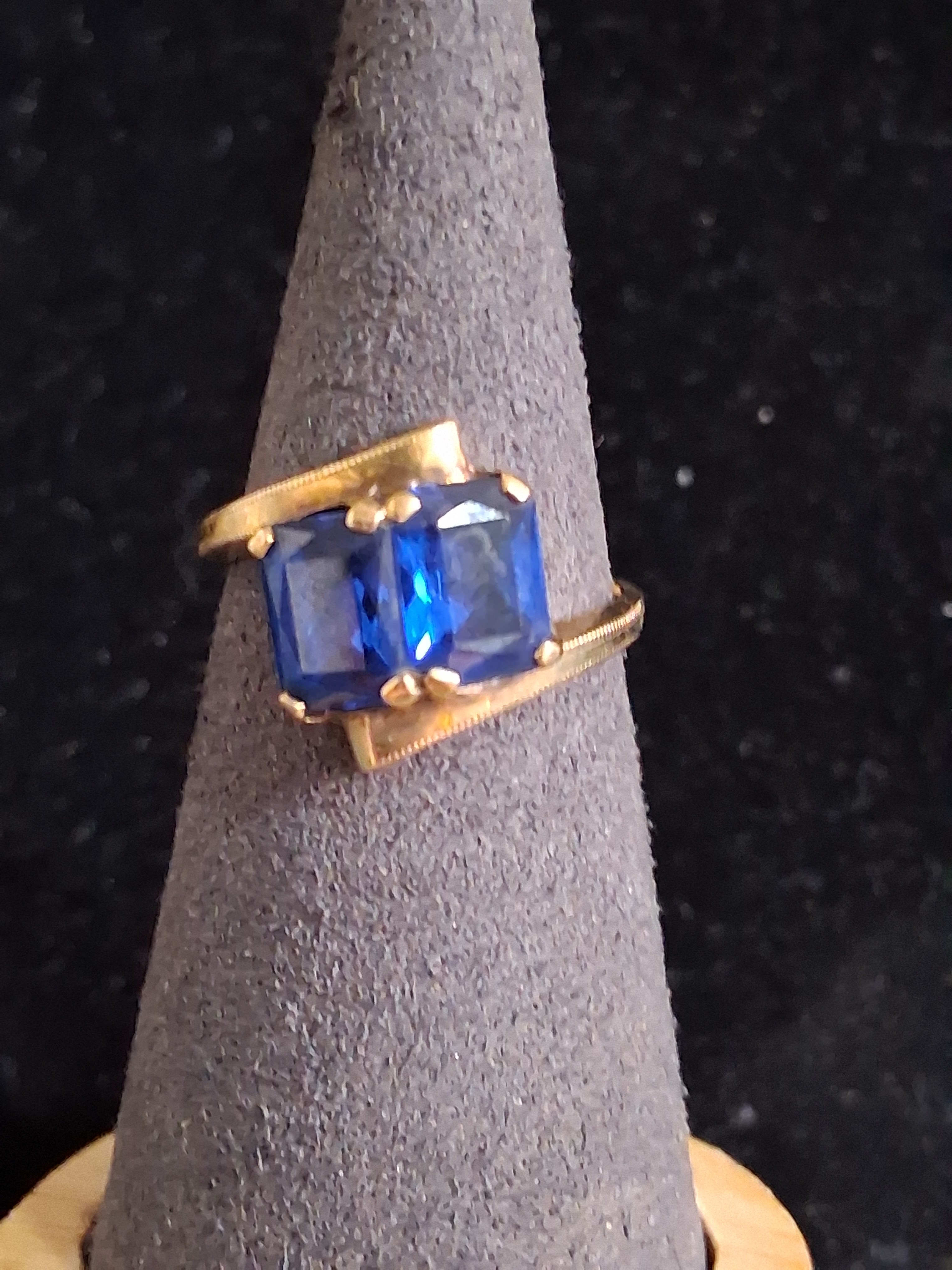 Vintage 10k Yellow Gold Blue Sapphire Toi Et Moi Bypass Ring Sz 7